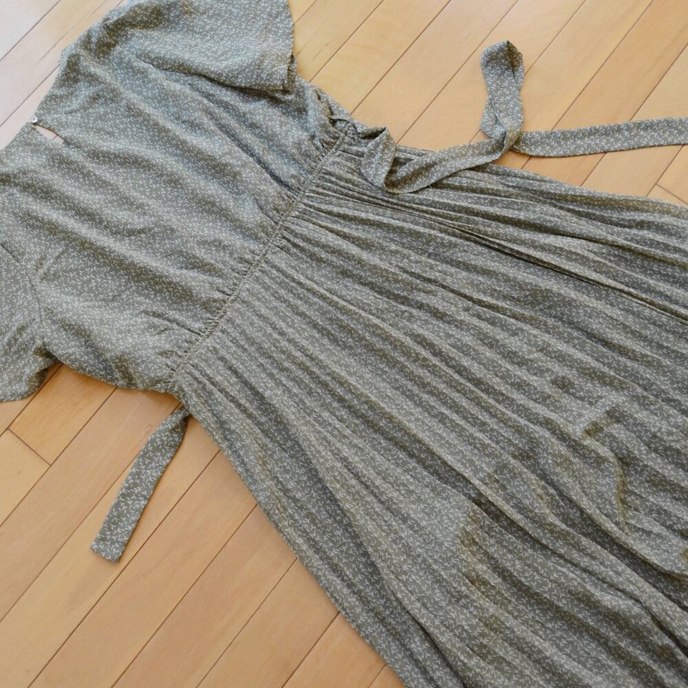 Baltic Born Prim Pleated Dress Size 1XL - Picture 10 of 11